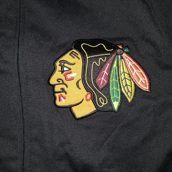 NHL Chicago Blackhawks Hockey Jacket youth Size 14 - Picture 3 of 13